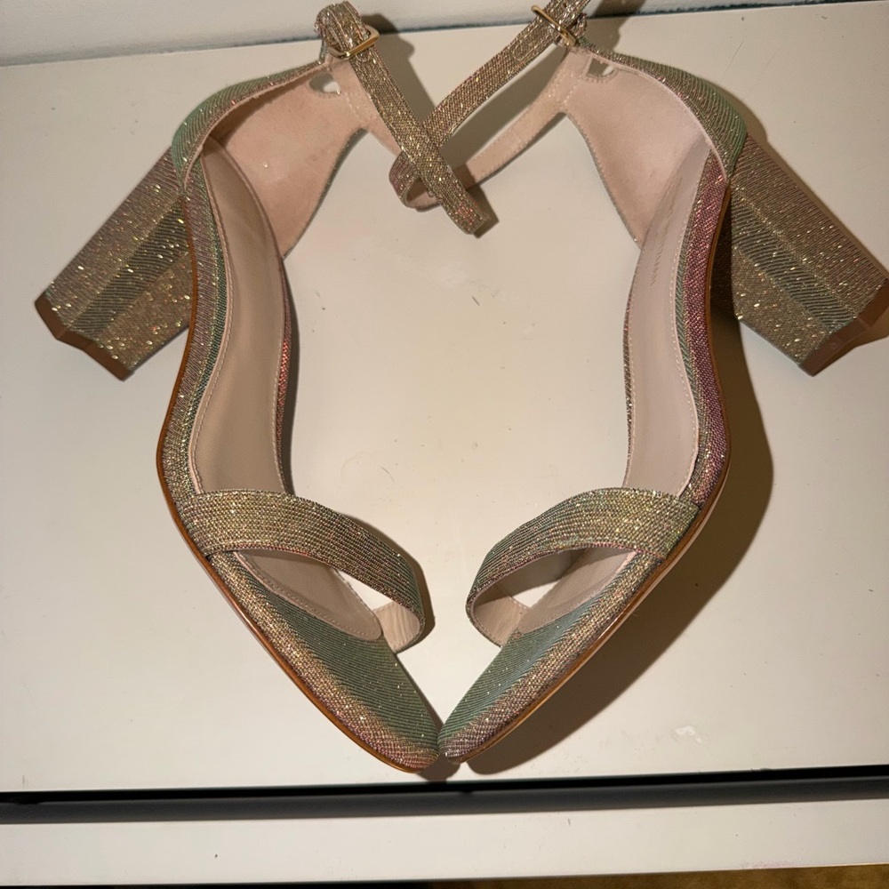 Stuart Weitzman Iridescent Gold-Glitter Ankle-Strap Block Heels. Sz 6.5. NWOB - Picture 7 of 9